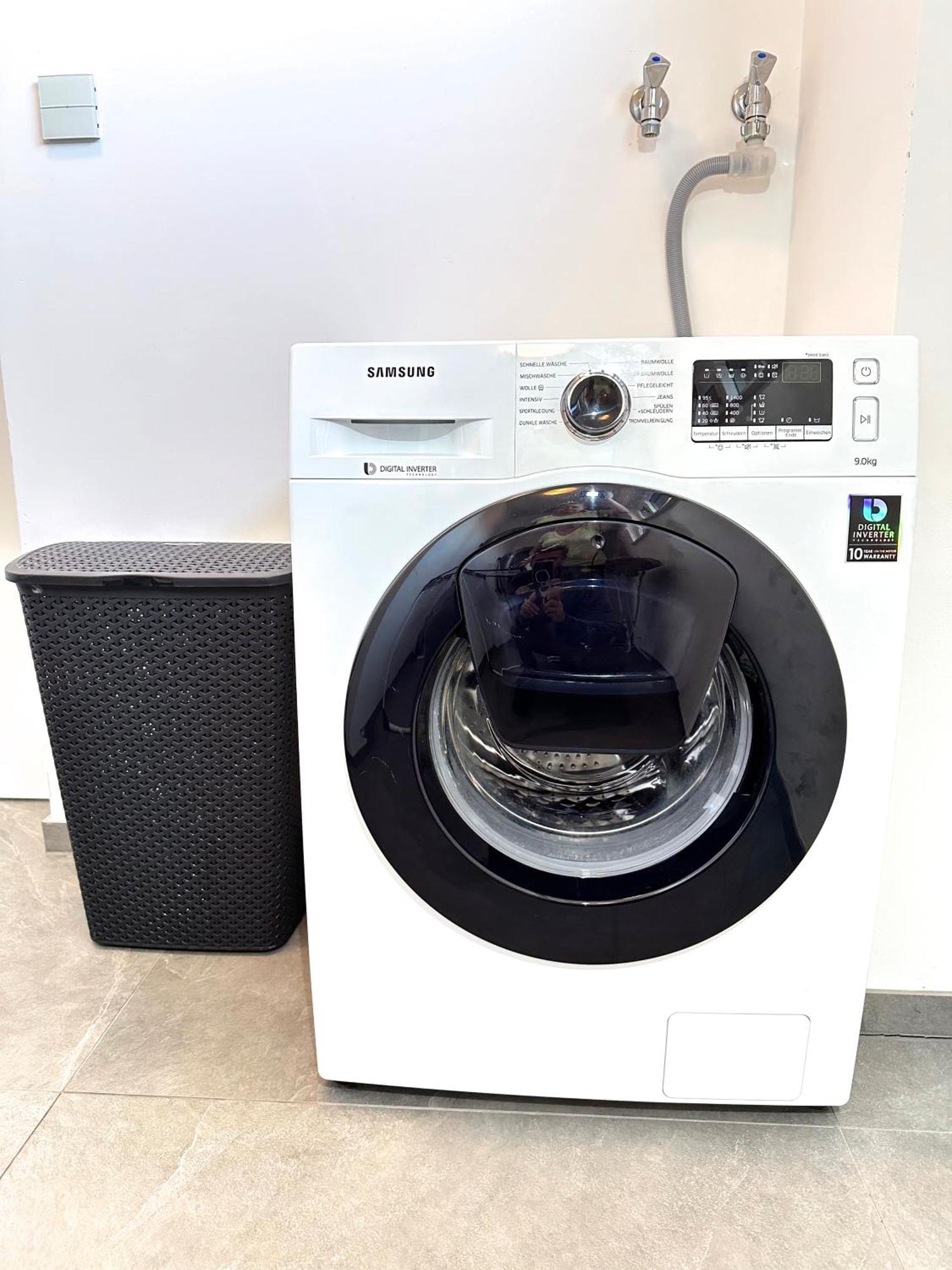 Ferienwohnung Black White Raubling Zewnętrze zdjęcie