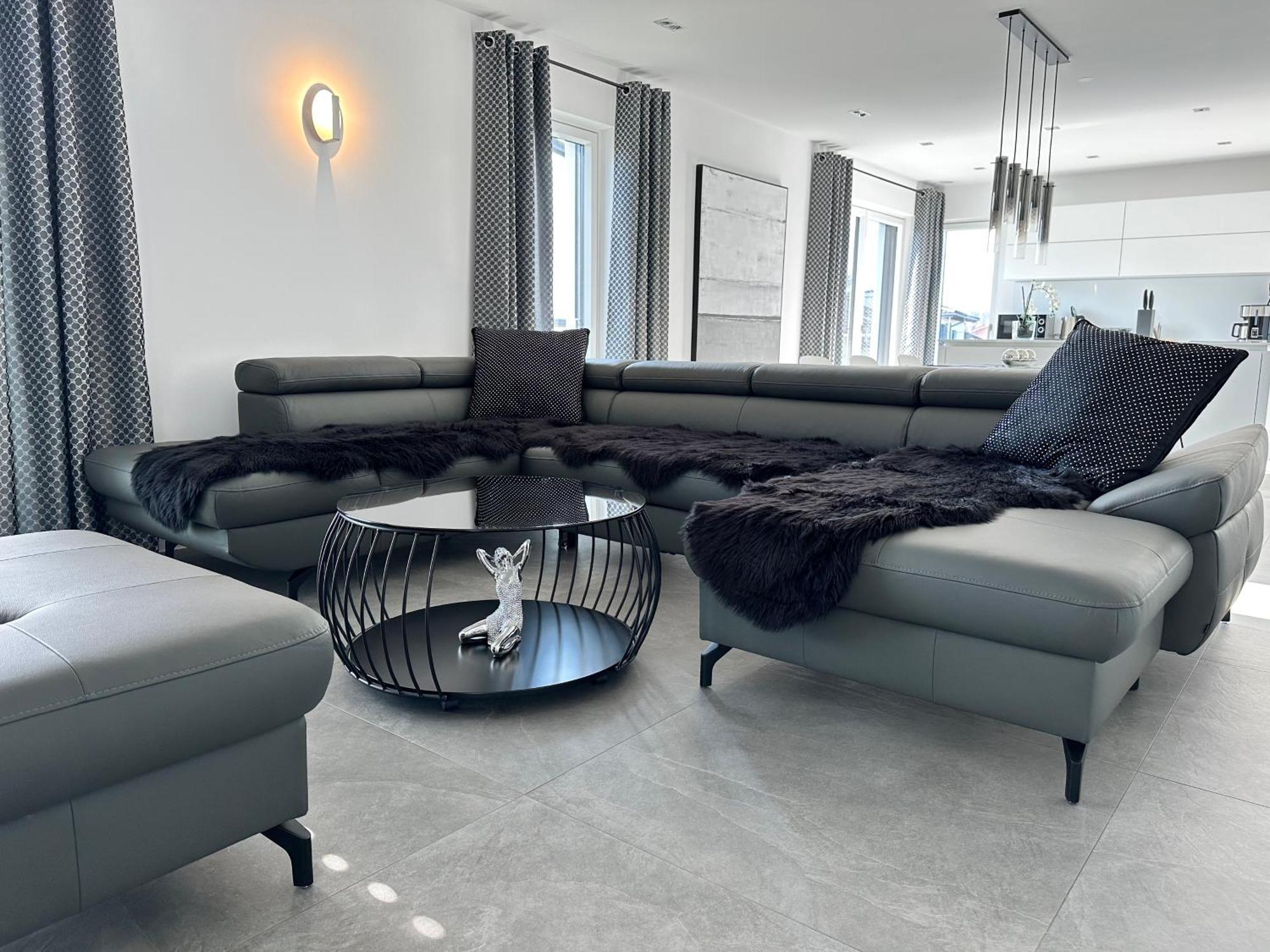 Ferienwohnung Black White Raubling Zewnętrze zdjęcie